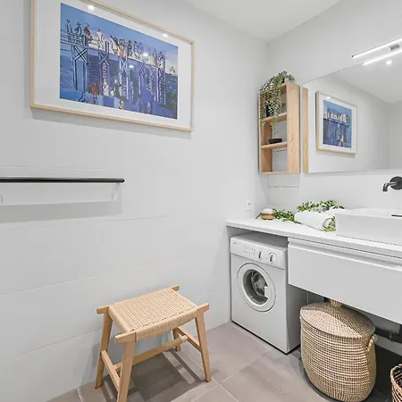 Apartment Elegant Parisien Avec Double Balcon Paris
